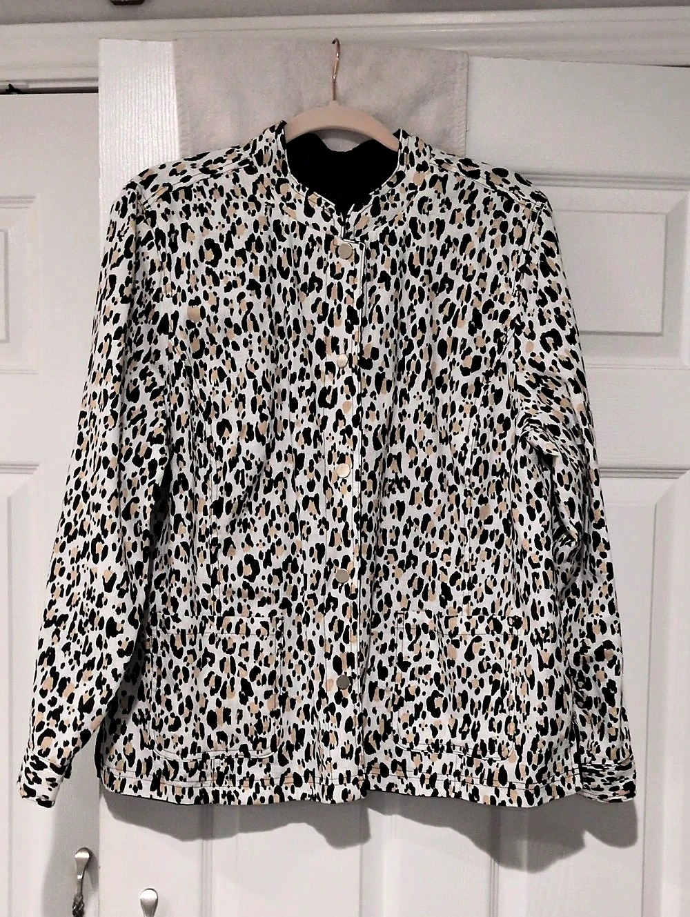 Large Reversible Animal Print Utility Jacket in Black & White Linen